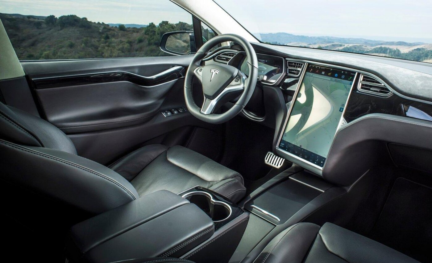 2021 Mustang MachE vs. Tesla
 Model X Phil Long Ford
