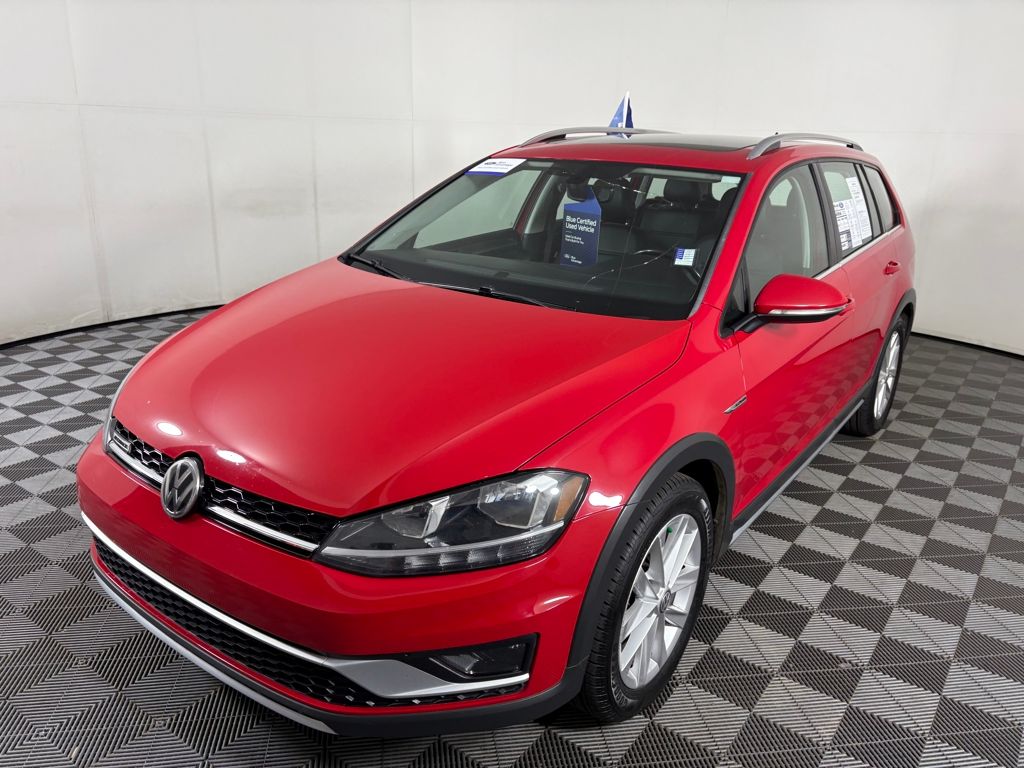 2019 Volkswagen Golf Alltrack TSI SE photo 3