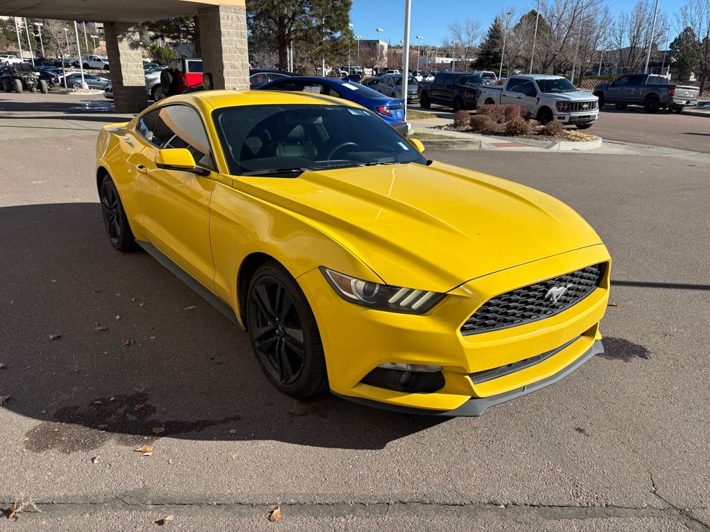 2016 Ford Mustang EcoBoost Premium's photo