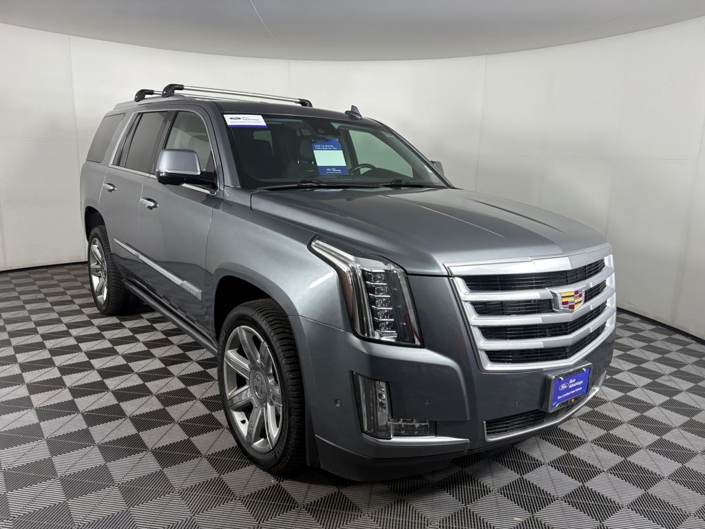 2020 Cadillac Escalade Premium Luxury's photo