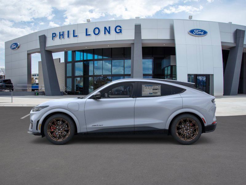 2025 Ford Mustang Mach-E GT photo 3