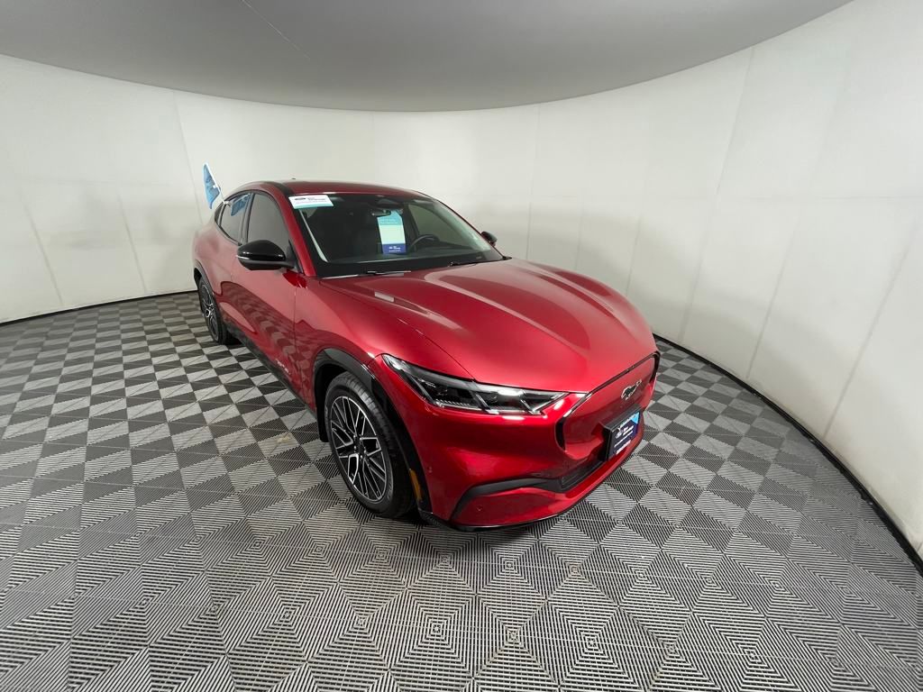 2024 Ford Mustang Mach-E Premium photo 2