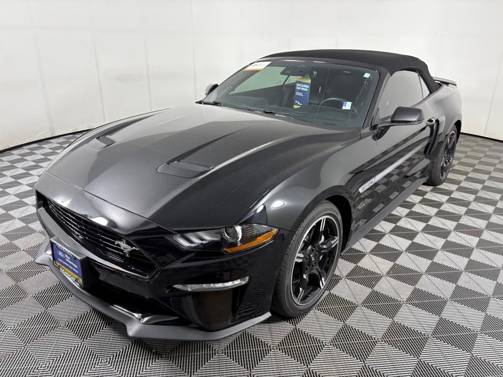 2021 Ford Mustang GT Premium Convertible photo 3