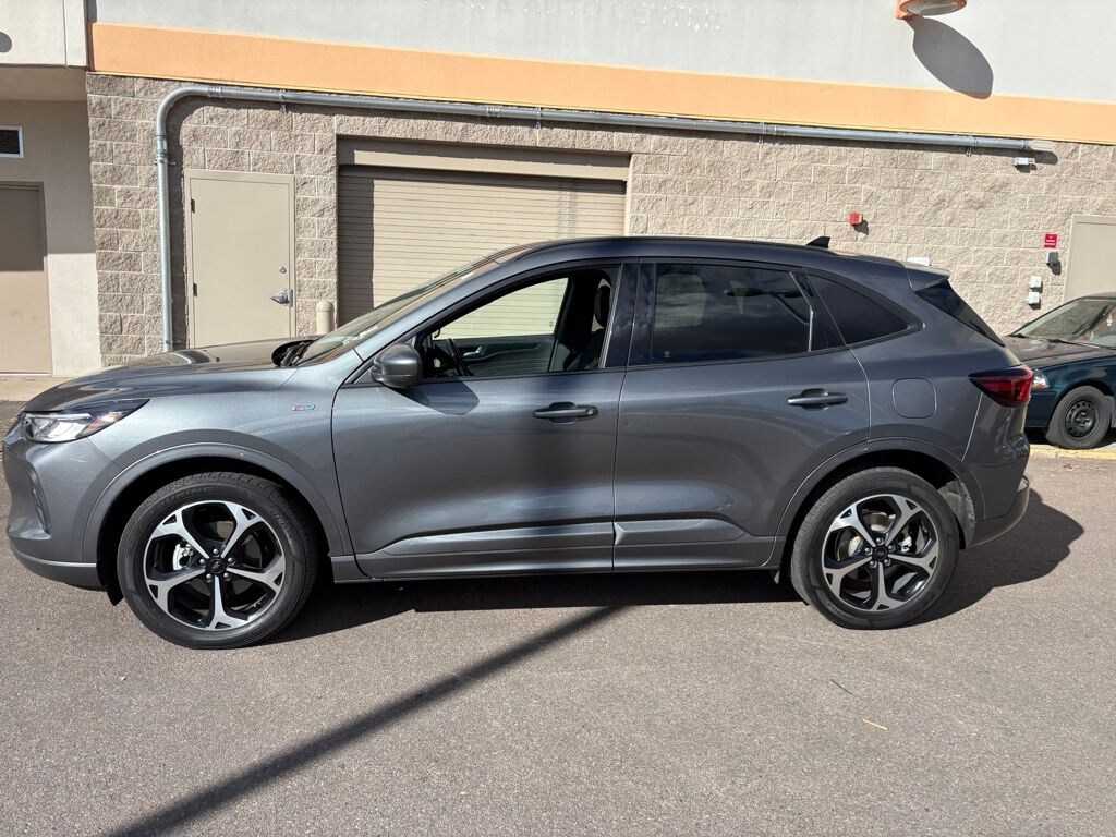 Certified 2023 Ford Escape ST-Line Select SUV