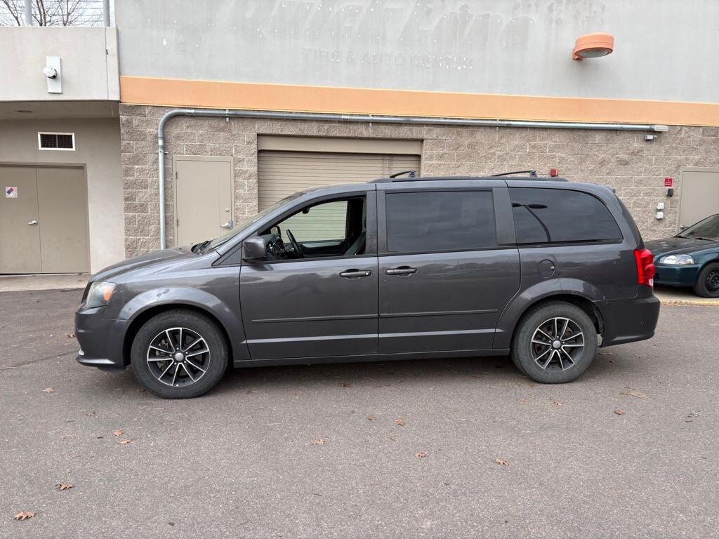 Used 2016 Dodge Grand Caravan R/T Minivan/Van