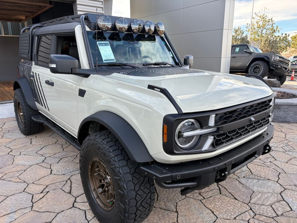 2025 Ford Bronco 4-Door Badlands's photo