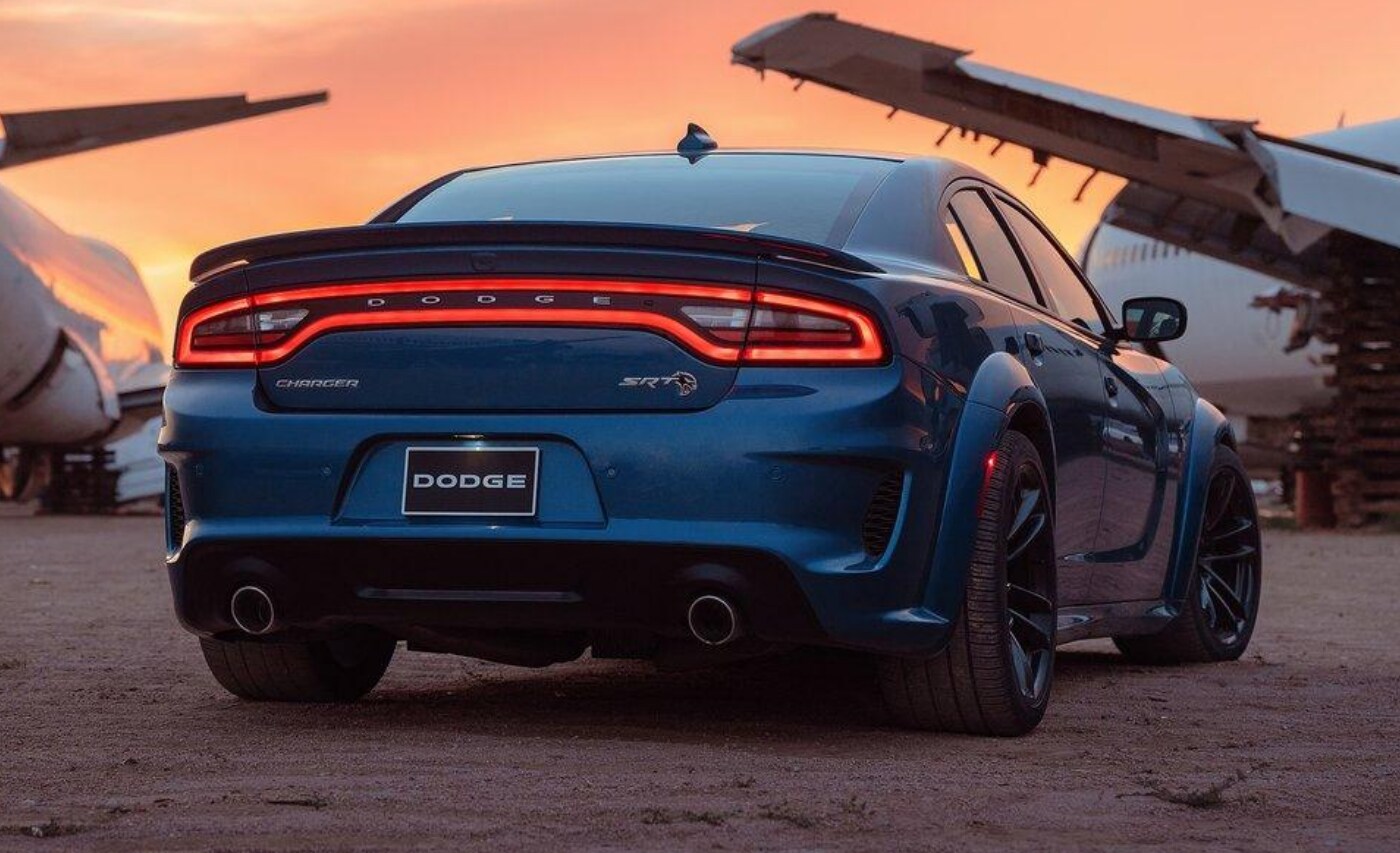 Ford mustang srt