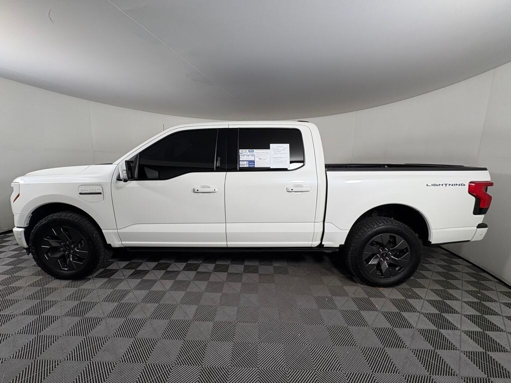 Used 2023 Ford F-150 Lightning Lariat Truck
