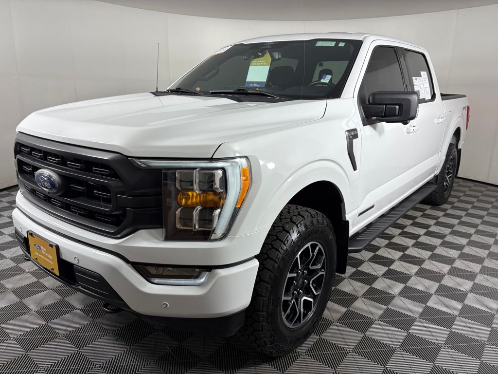 2021 Ford F-150 XLT photo 3