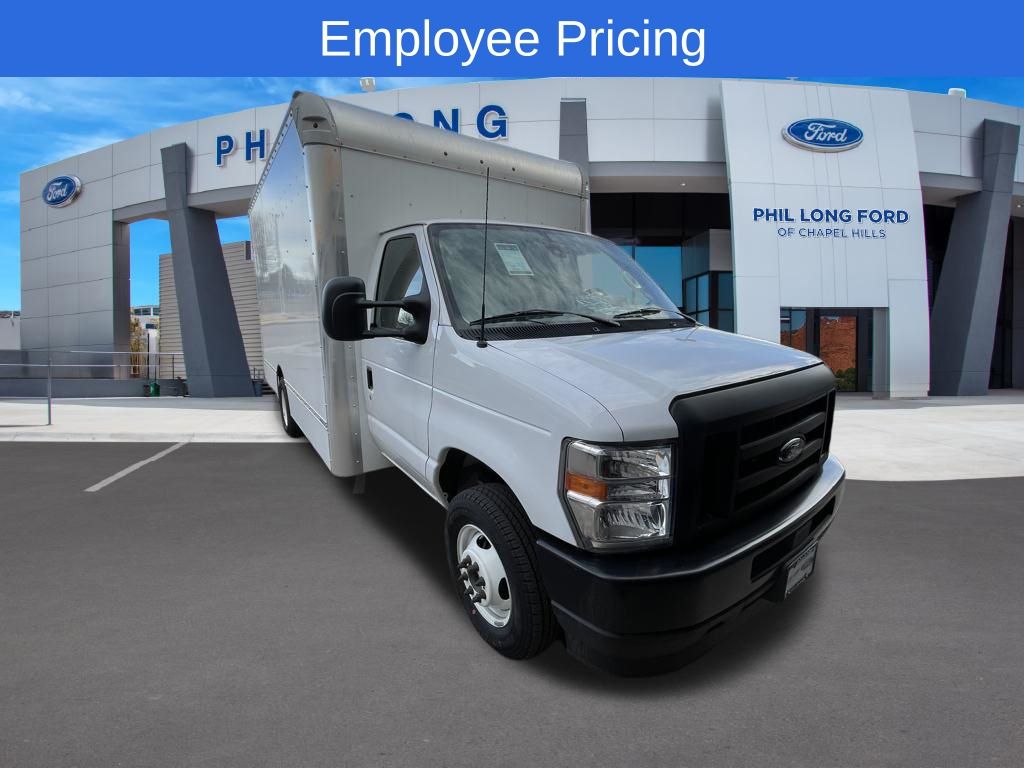 2024 Ford E-Series Cutaway