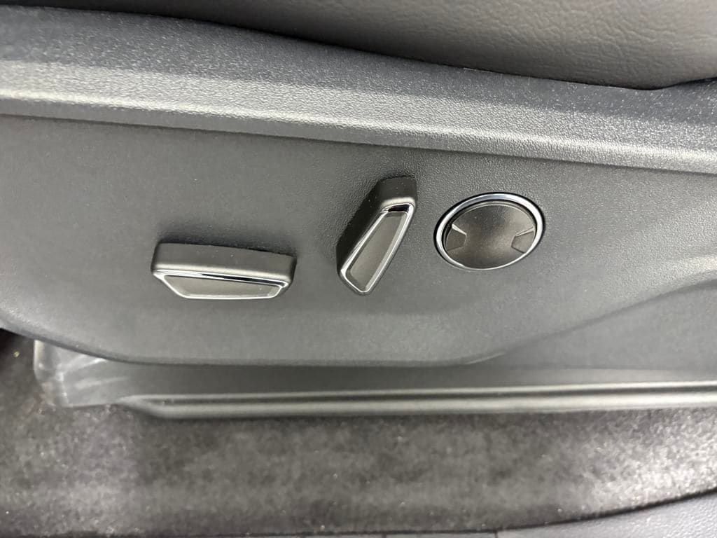 2025 Ford F-150 Lariat - Photo 19