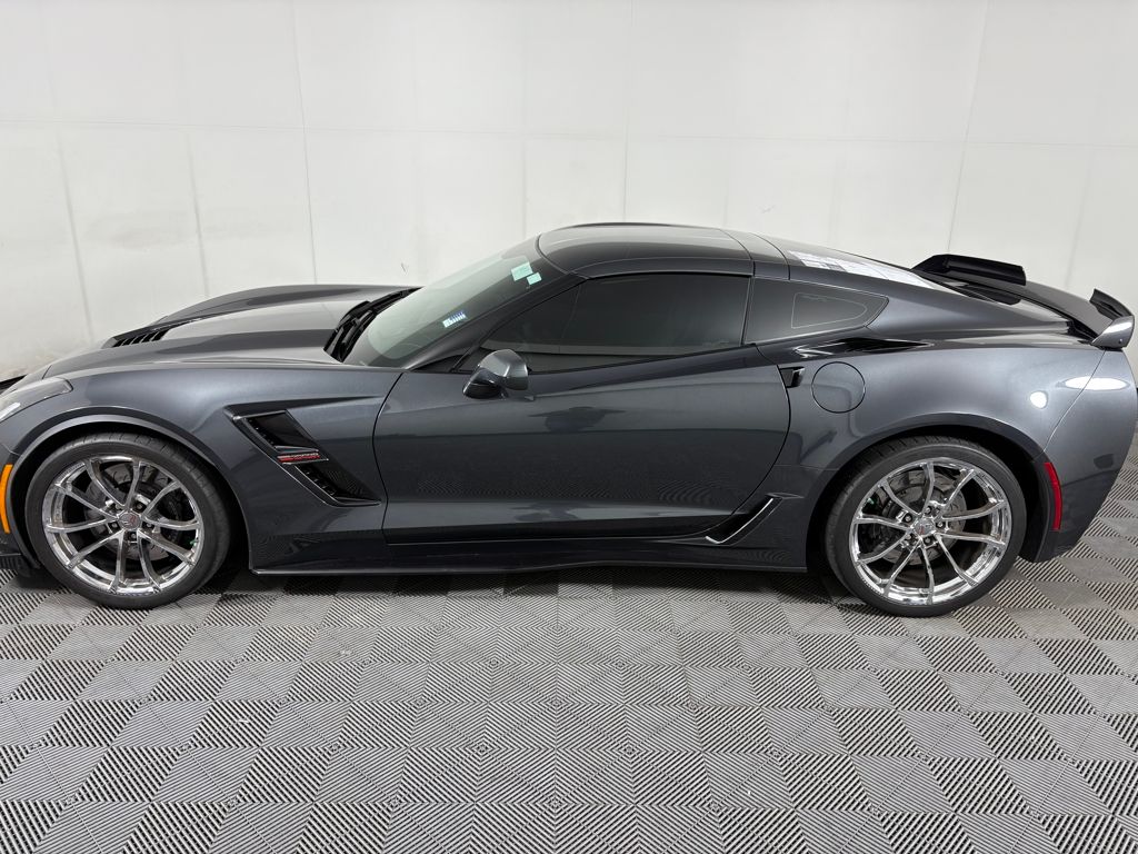 2017 Chevrolet Corvette Grand Sport Coupe photo 4