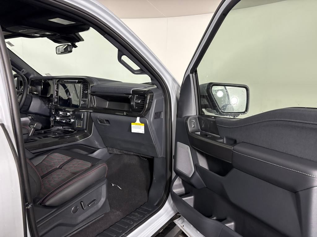 2025 Ford F-150 Lariat - Photo 41