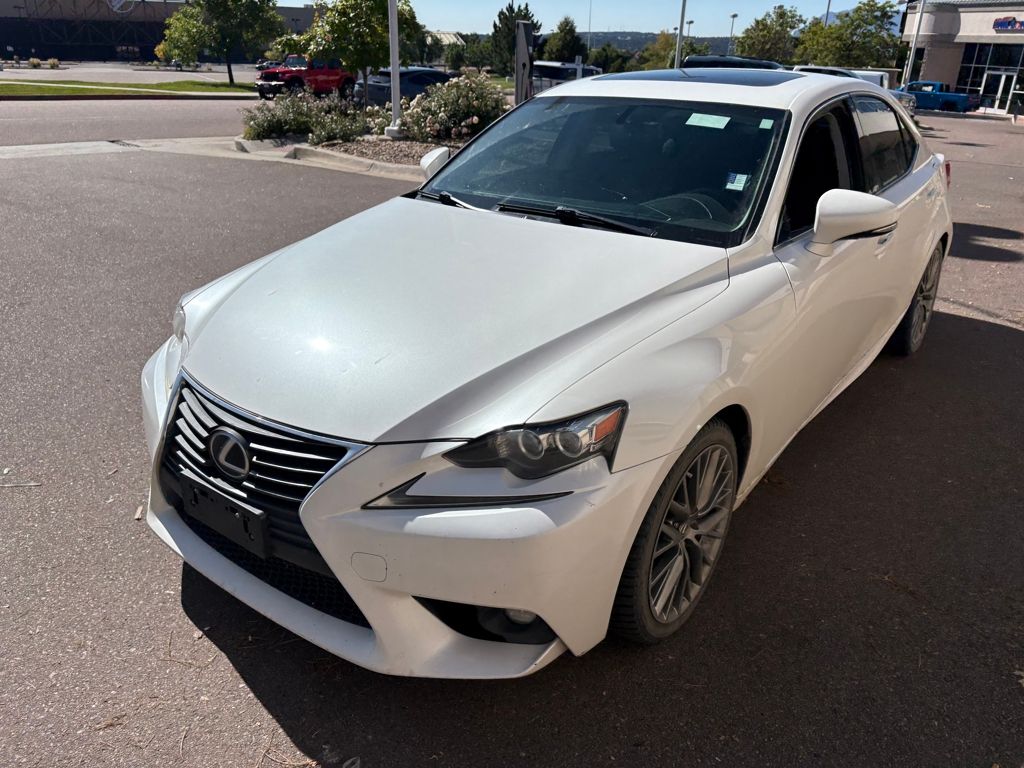 2016 Lexus IS 200t photo 3