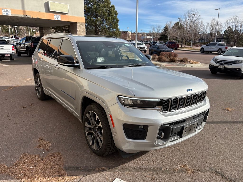 2021 Jeep Grand Cherokee L Overland's photo
