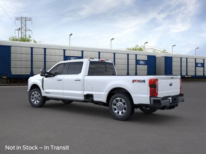 2025 Ford F-350 Lariat photo 4
