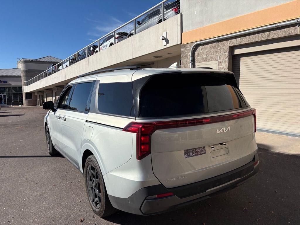 Certified 2025 Kia Carnival SX Minivan/Van