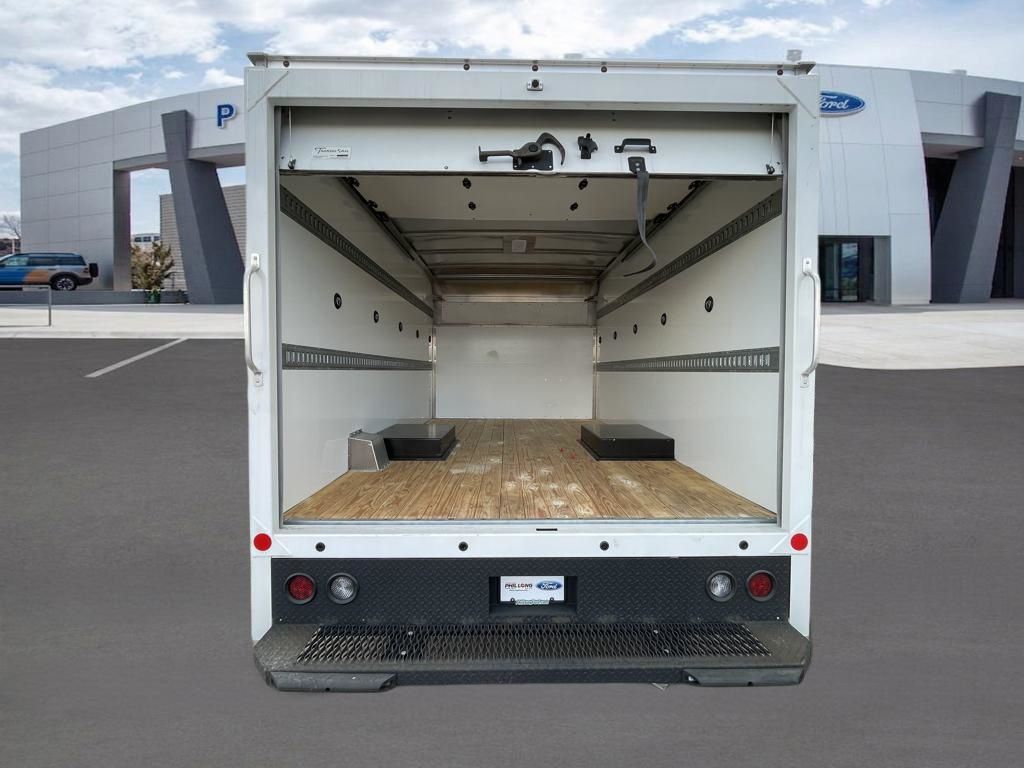 2024 Ford E-Series Cutaway Base - Photo 29