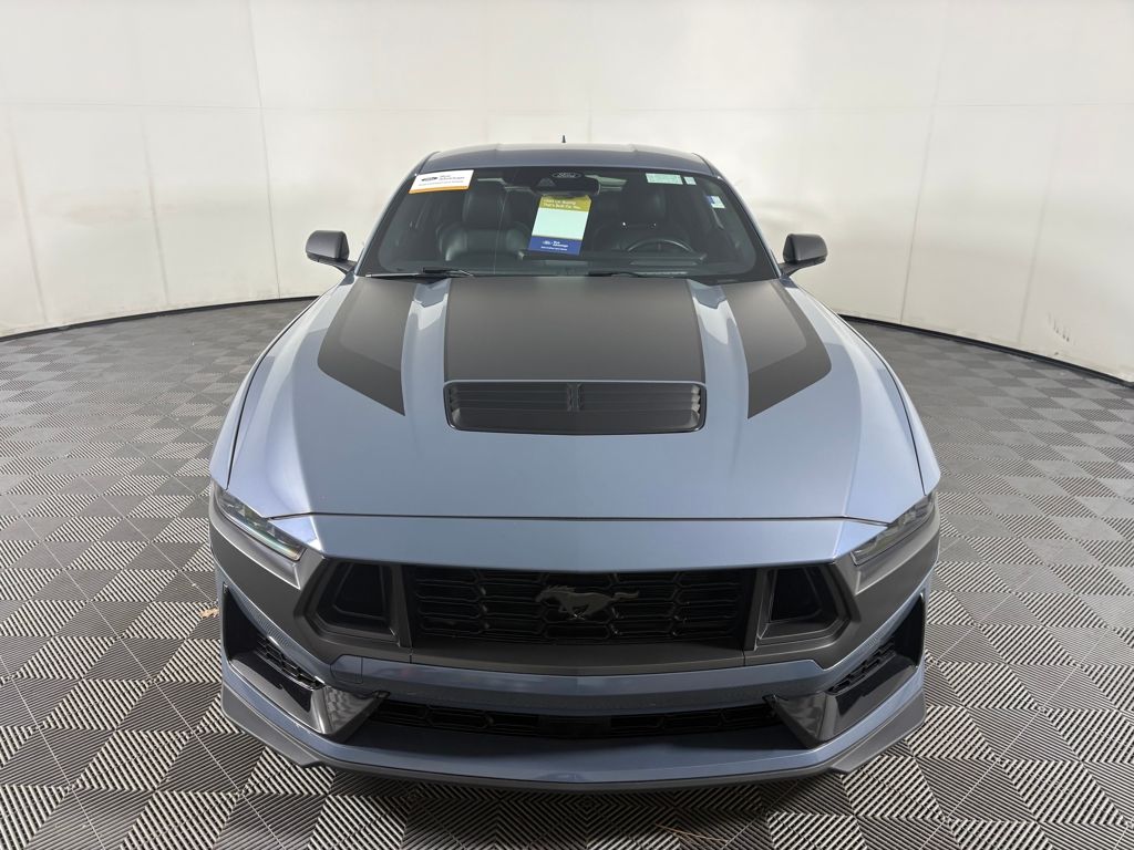 2024 Ford Mustang Dark Horse photo 2