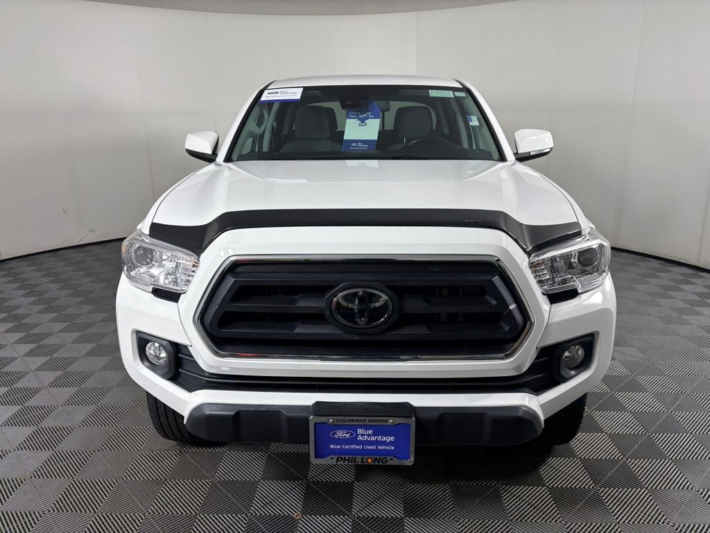 2021 Toyota Tacoma SR5 V6 photo 2