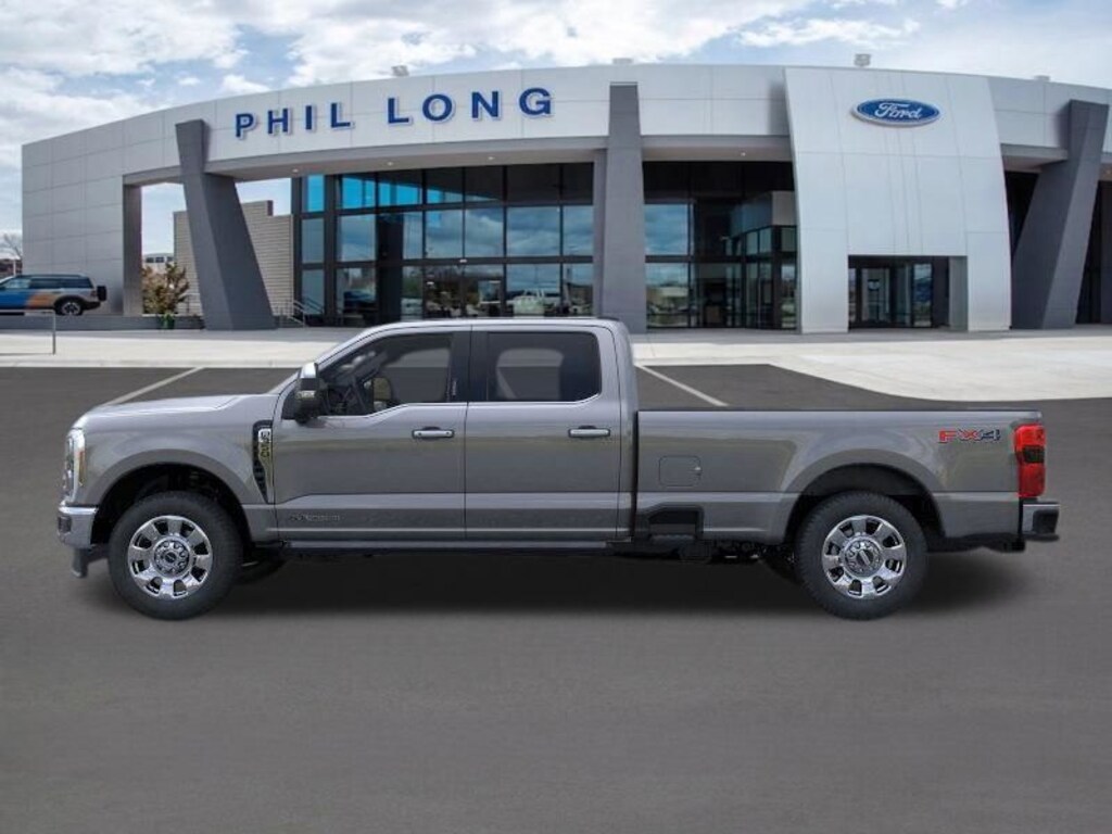 New 2026 Ford F-350SD Lariat Truck Crew Cab