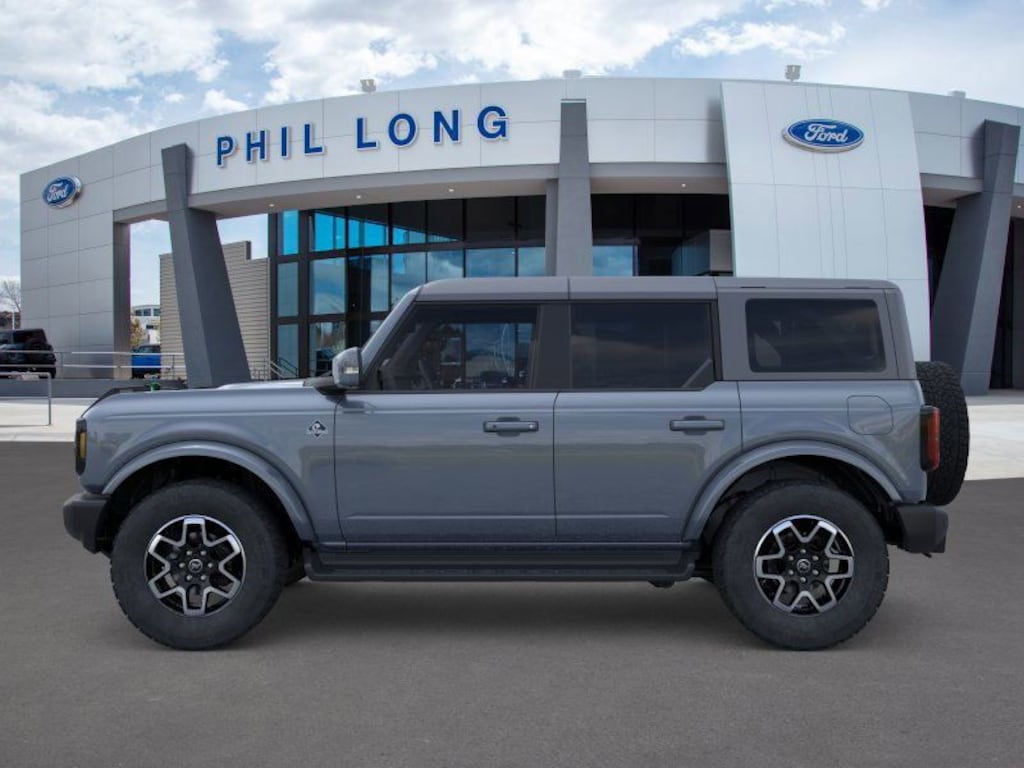 New 2025 Ford Bronco Outer Banks SUV