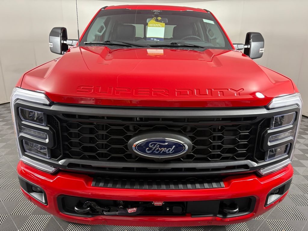 2024 Ford F-250 Lariat photo 2