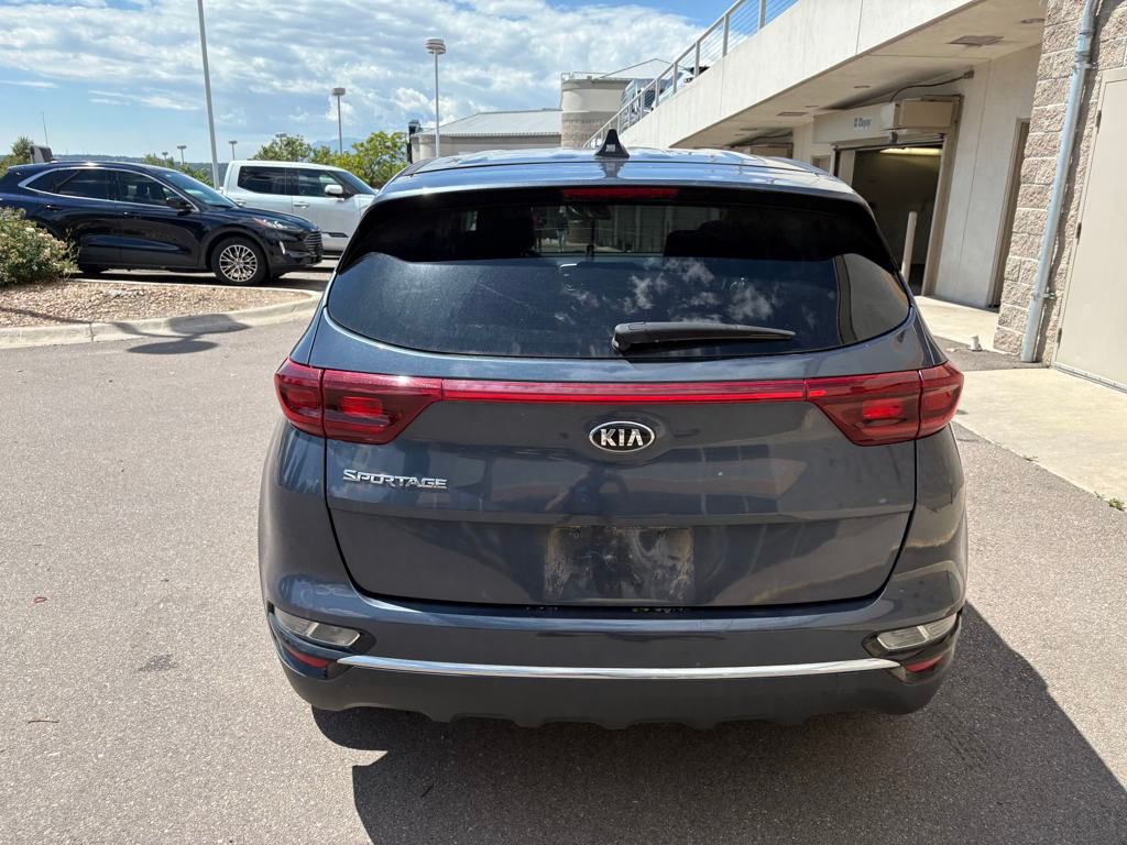 2022 Kia Sportage LX photo 3