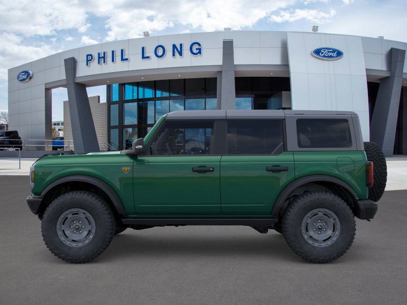 2025 Ford Bronco Badlands photo 3