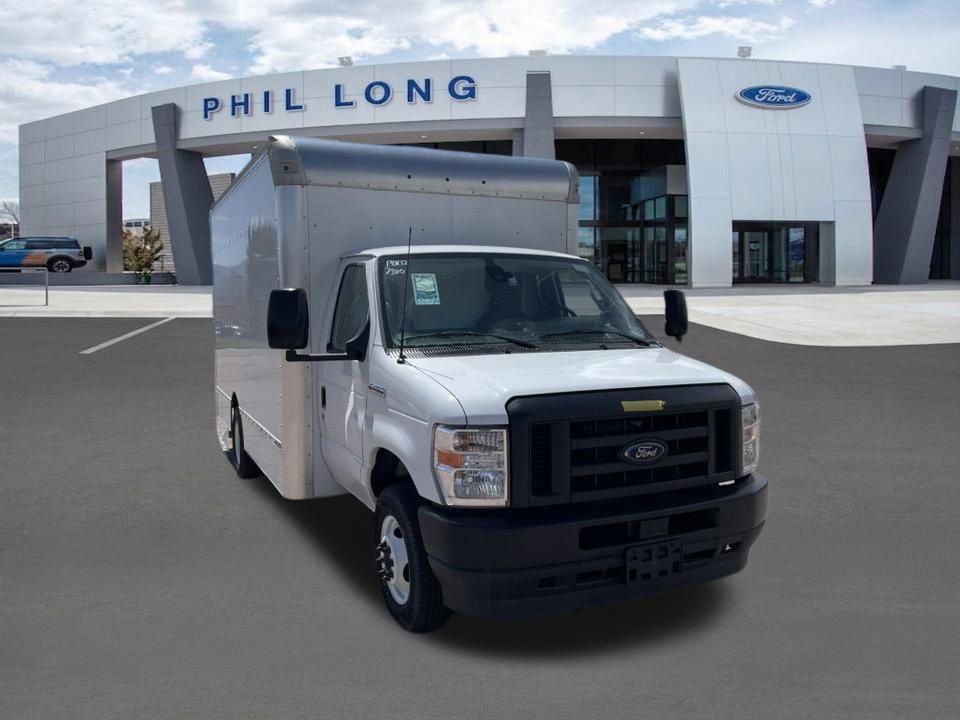 2024 Ford E-Series Cutaway