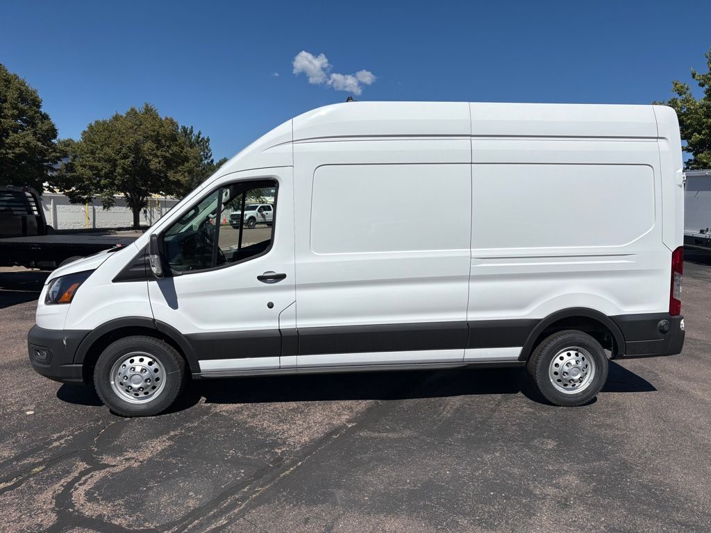 2024 Ford Transit photo 2