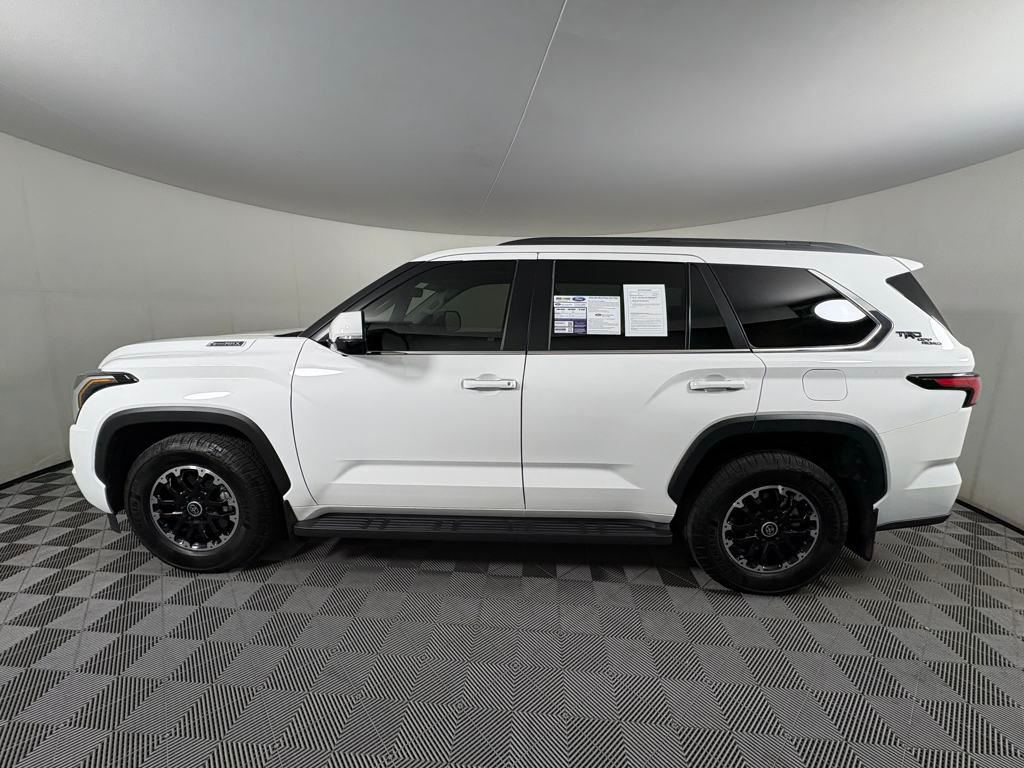 2024 Toyota Sequoia TRD Pro photo 4