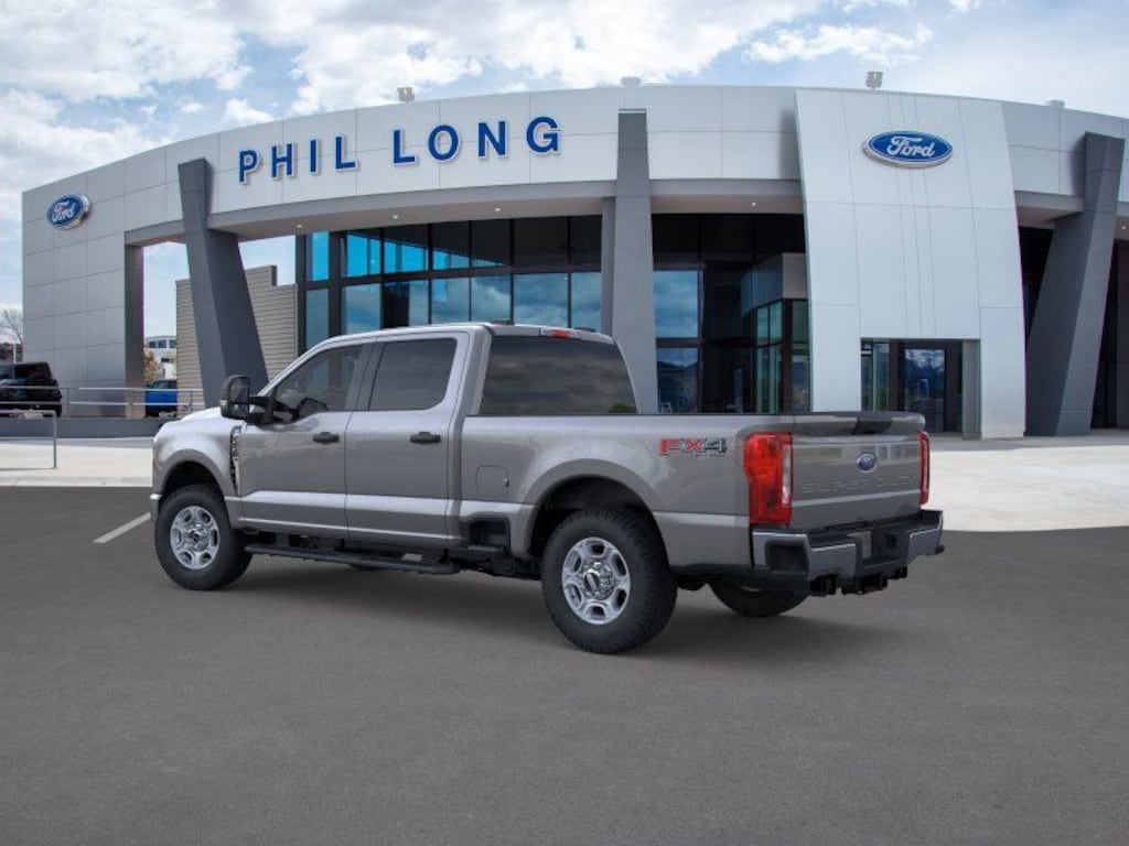 New 2026 Ford F-250SD XLT Truck Crew Cab