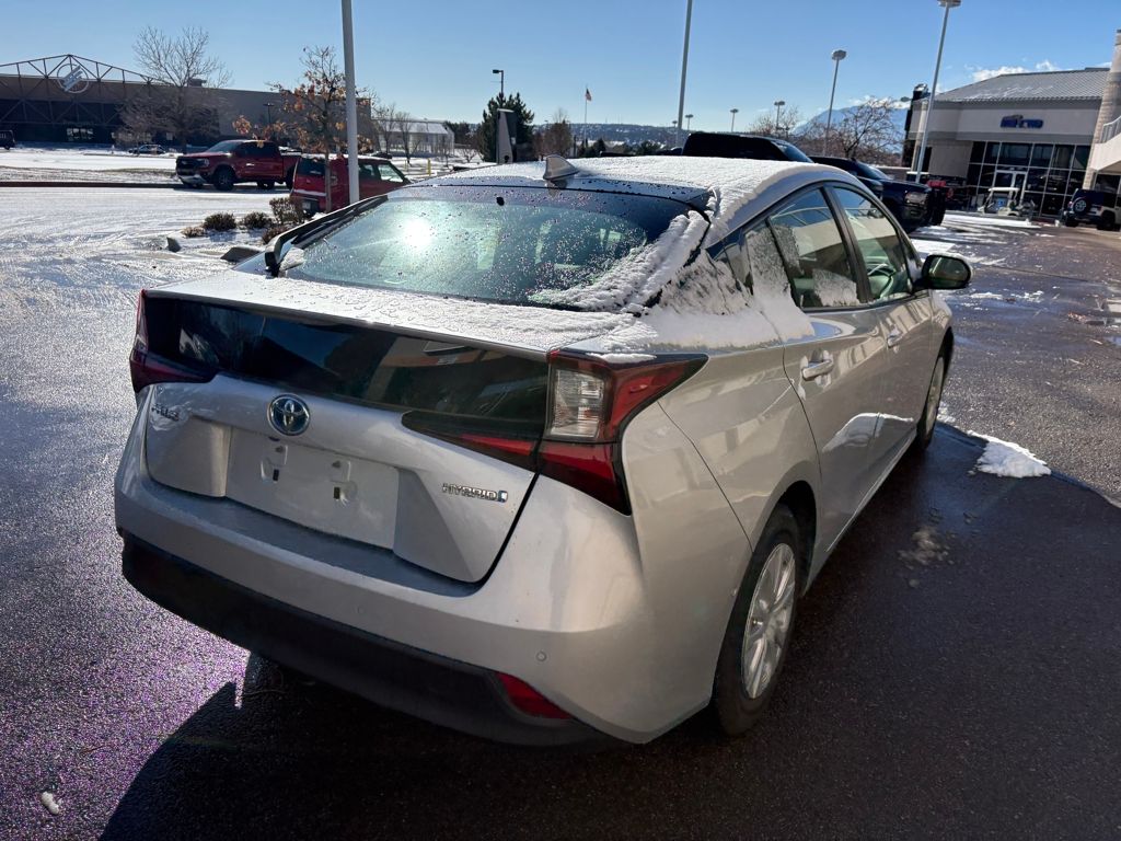 2019 Toyota Prius L Eco photo 3
