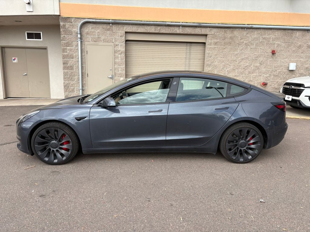 2023 Tesla Model 3 Performance photo 3