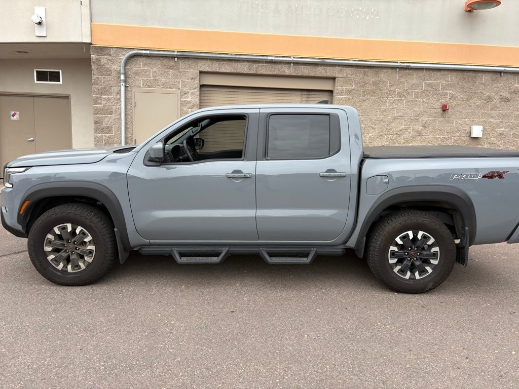 2024 Nissan Frontier PRO-4X photo 4