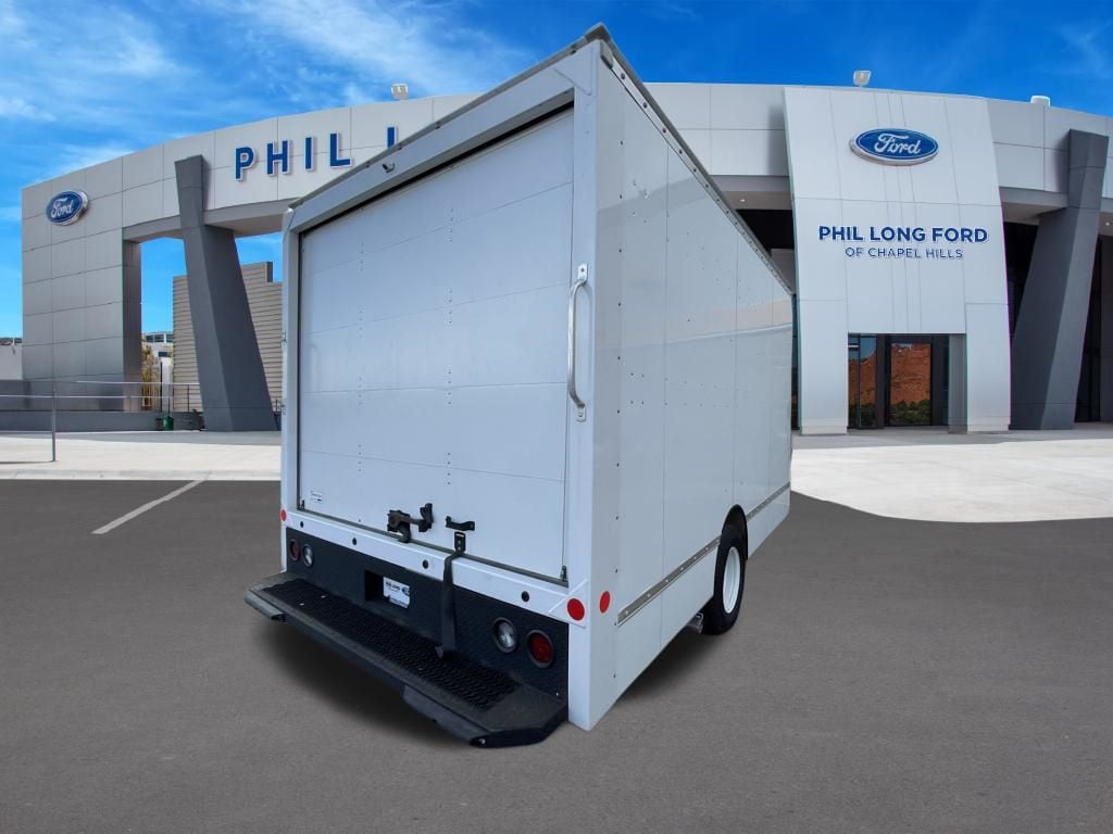 2024 Ford E-Series Cutaway Base - Photo 8