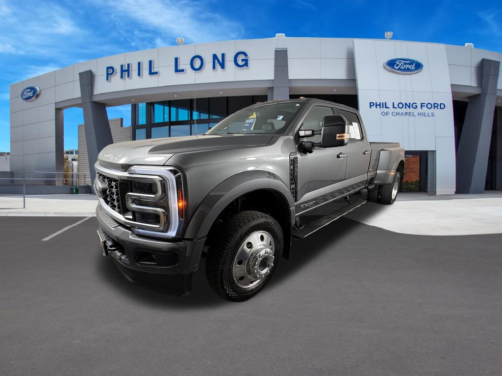 2026 Ford F-450 Platinum 4x4 Crew Cab 8' Box DRW's photo
