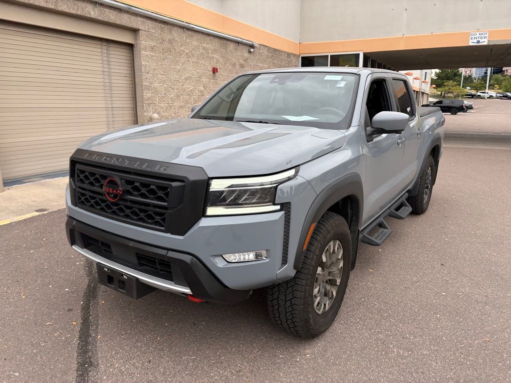2024 Nissan Frontier PRO-4X photo 3