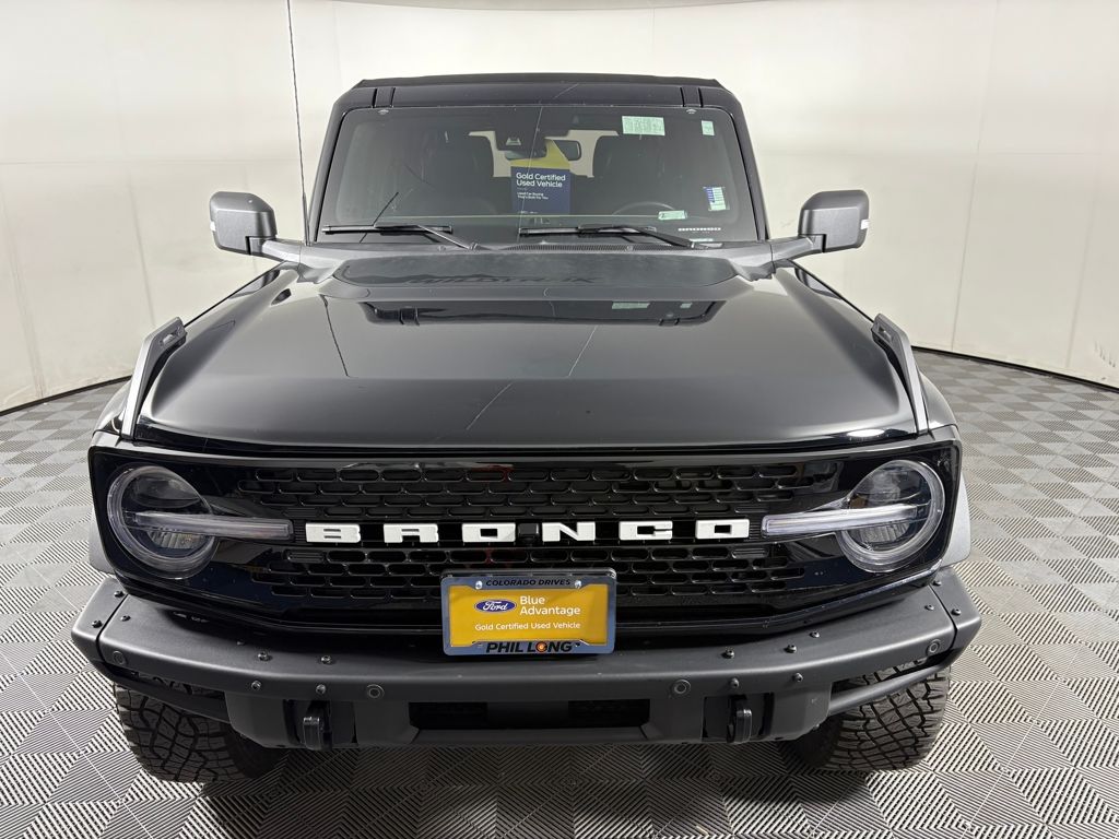 2024 Ford Bronco Wildtrak photo 2