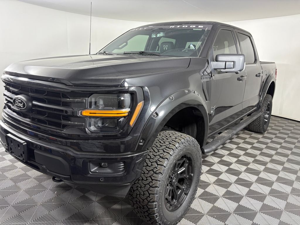 2025 Ford F-150 XLT photo 2