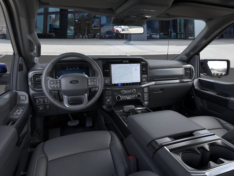 2025 Ford F-150 Lariat photo 2