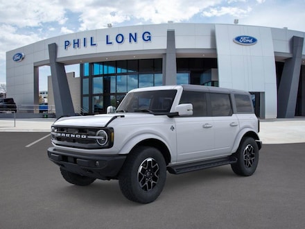 2025 Ford Bronco Outer Banks SUV