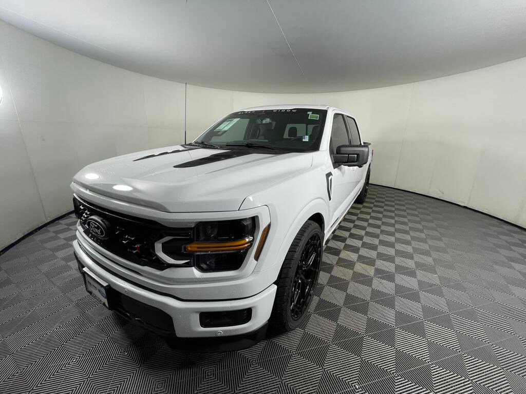 2024 Ford F-150 XLT photo 3