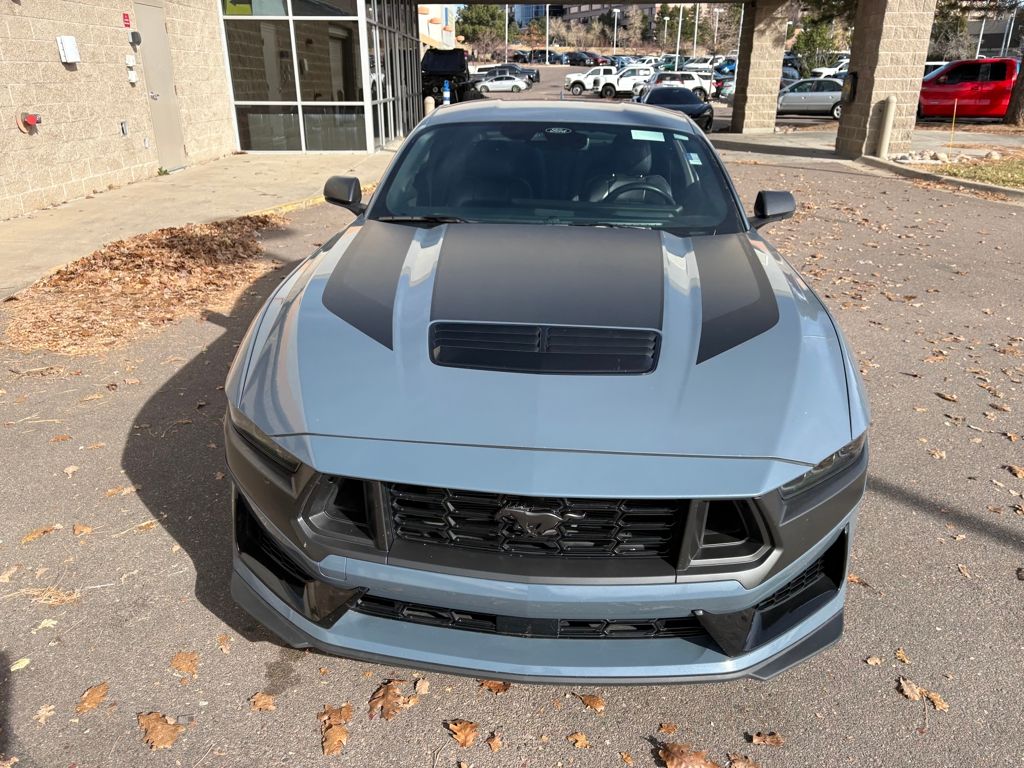 2024 Ford Mustang Dark Horse photo 2