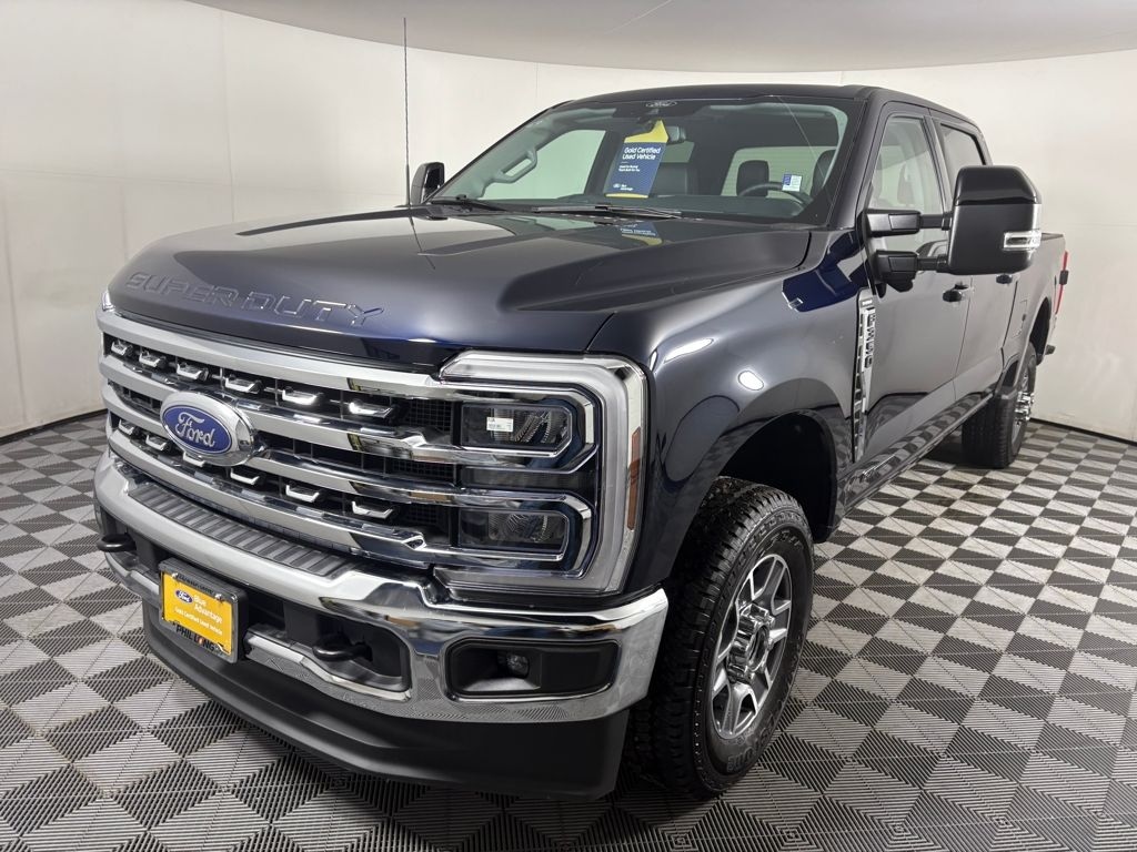 Used 2025 Ford F-350SD Lariat Truck