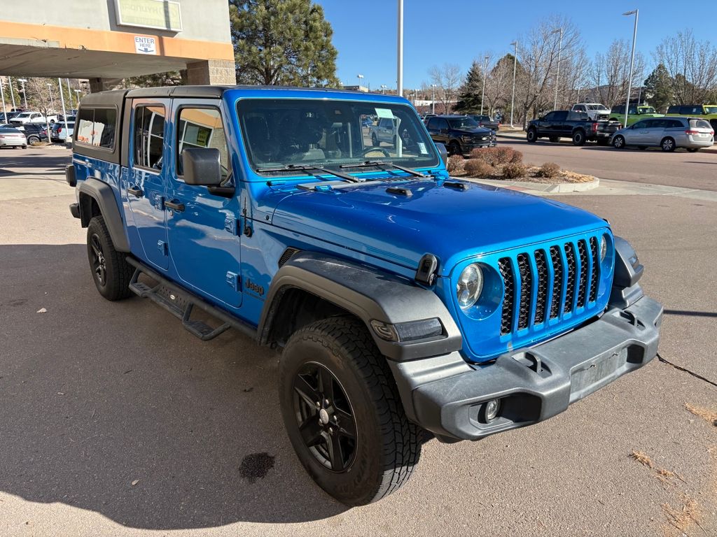 2020 Jeep Gladiator Sport S's photo