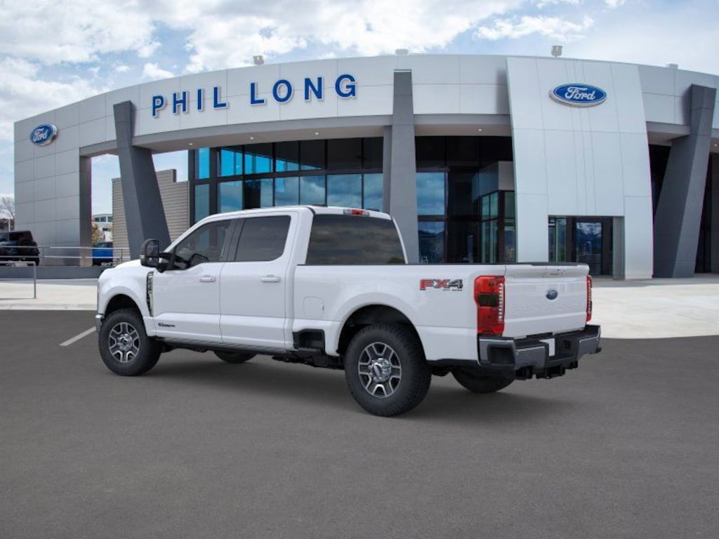 New 2026 Ford F-250SD Lariat Truck Crew Cab