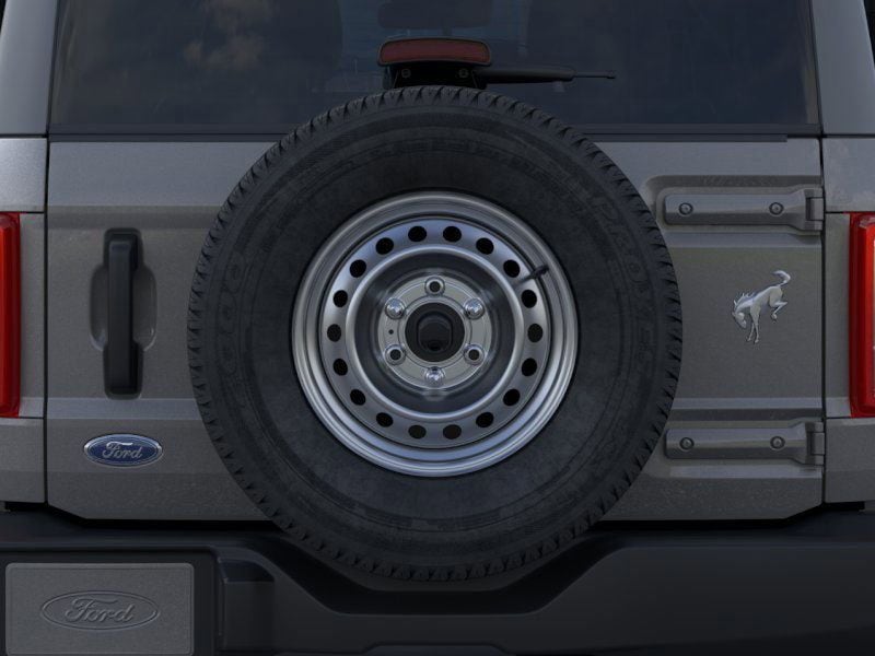 2025 Ford Bronco Base photo 4