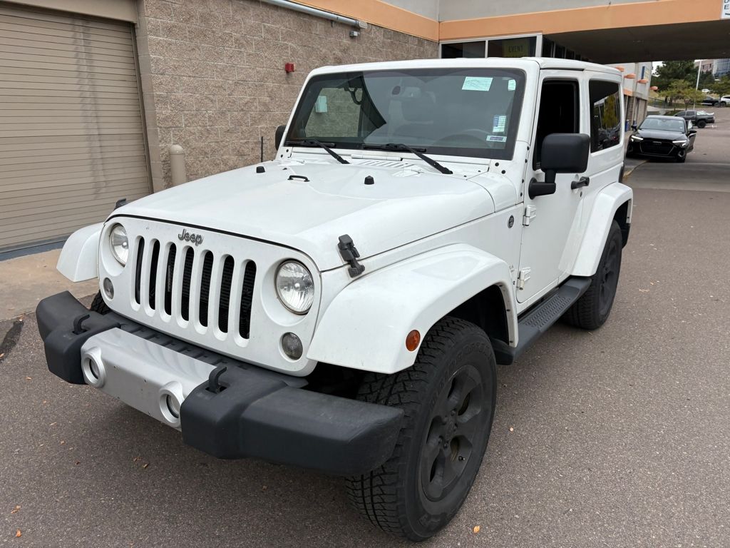 2014 Jeep Wrangler Sahara photo 3
